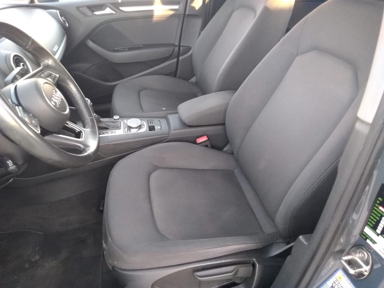 Audi A3 SPB 35 TDI S tronic Business