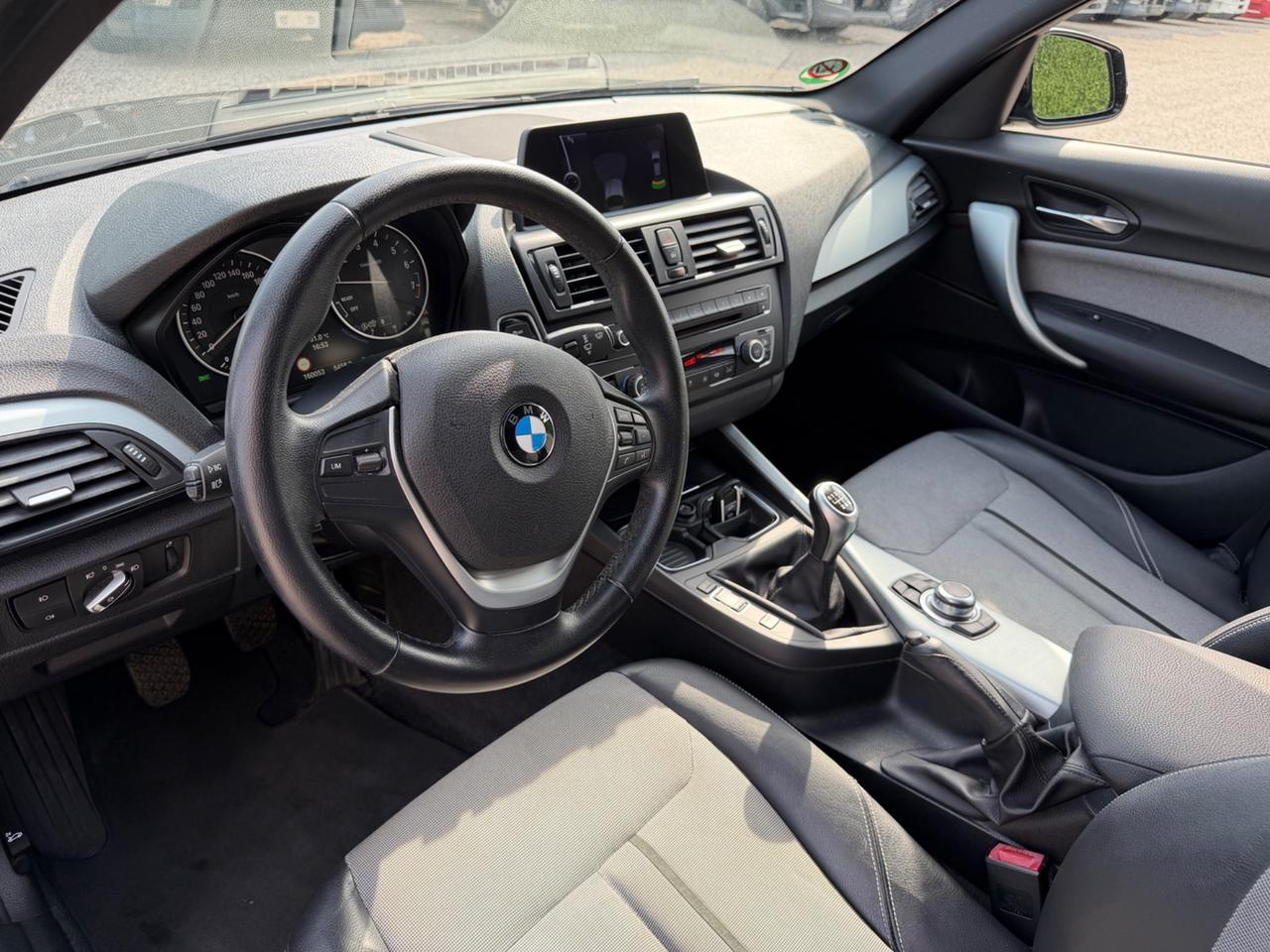 Bmw 118 118i 5p. Unique