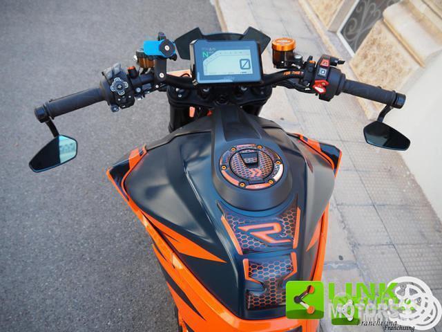 KTM 1290 Super Duke R Naked