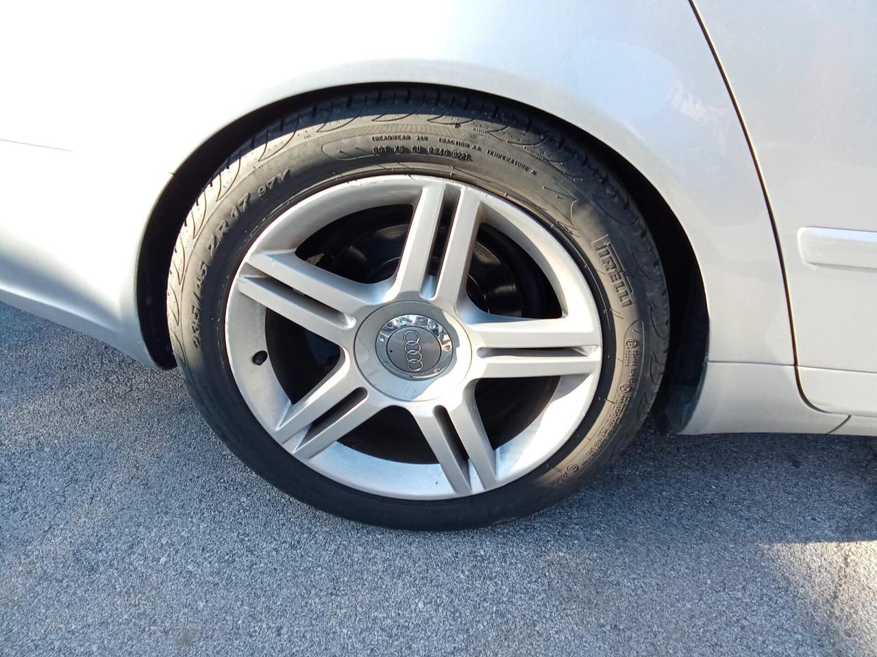 Audi A4 3.0 V6 TDI F.AP. quattro