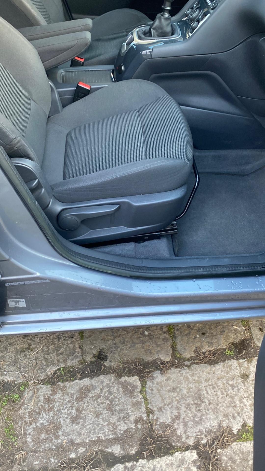 Peugeot 5008 1.6 HDi 115CV Allure