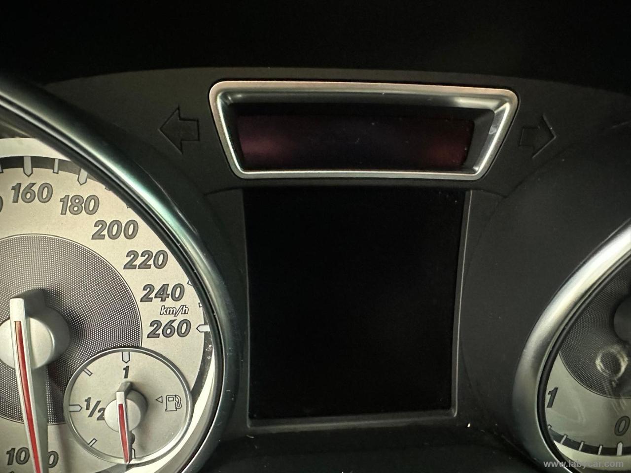 MERCEDES-BENZ GLA 200 d Sport
