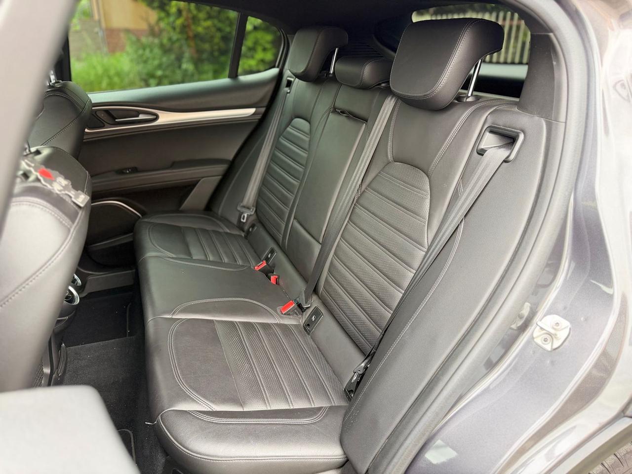 Alfa Romeo Stelvio B-Tech 2.2 210 CV #10543