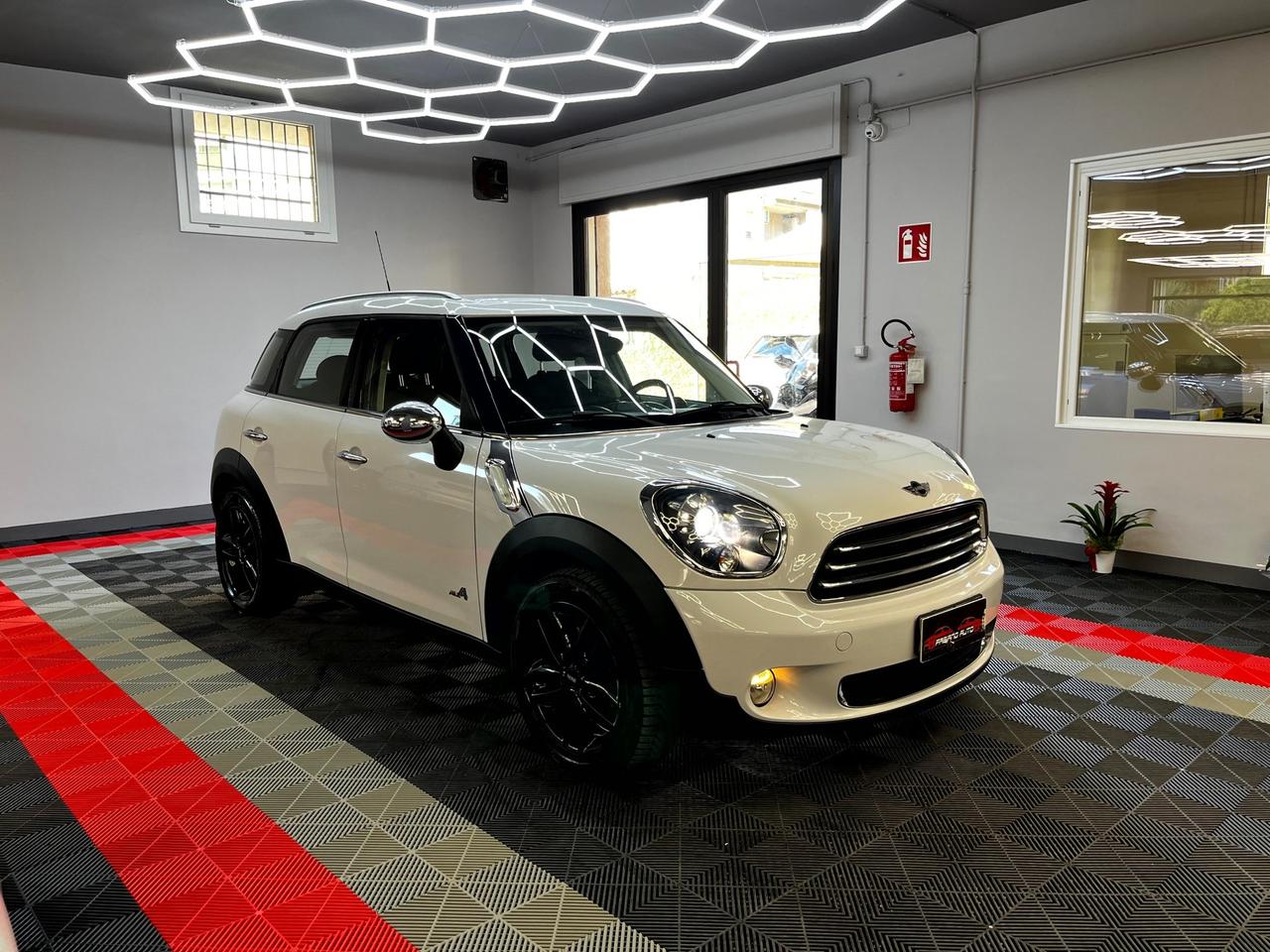 Mini Cooper D Countryman 1.6 ALL4 - FABIANOAUTO