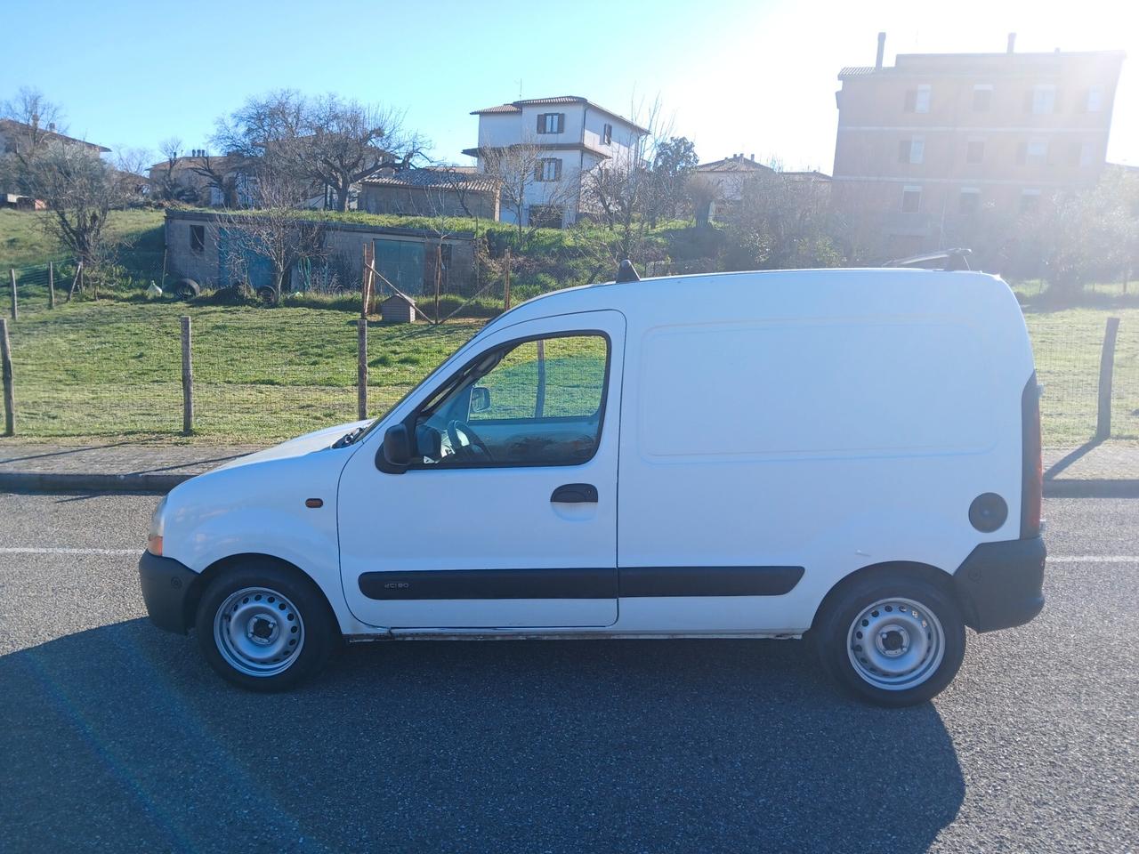 Renault kangoo 1.5 dci 80 cv