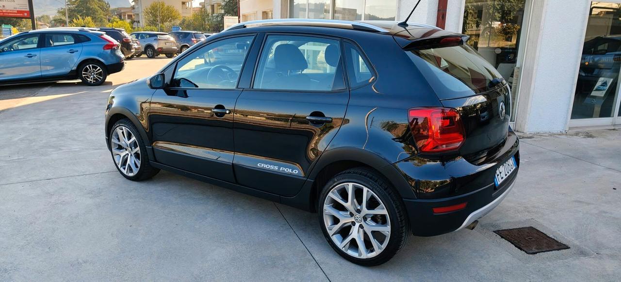 Volkswagen Polo CROSS 1.4 TDI 90 CV DSG