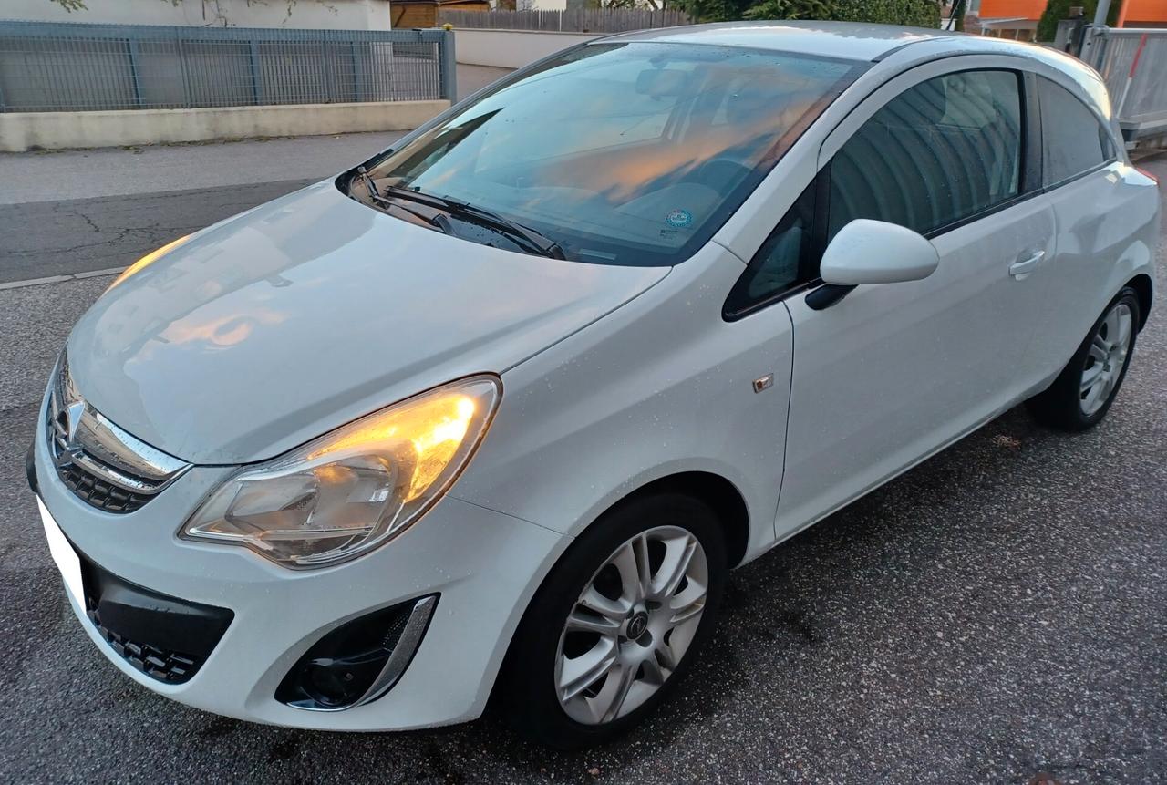 Opel Corsa 1.2 85CV 3 porte GPL-TECH Elective