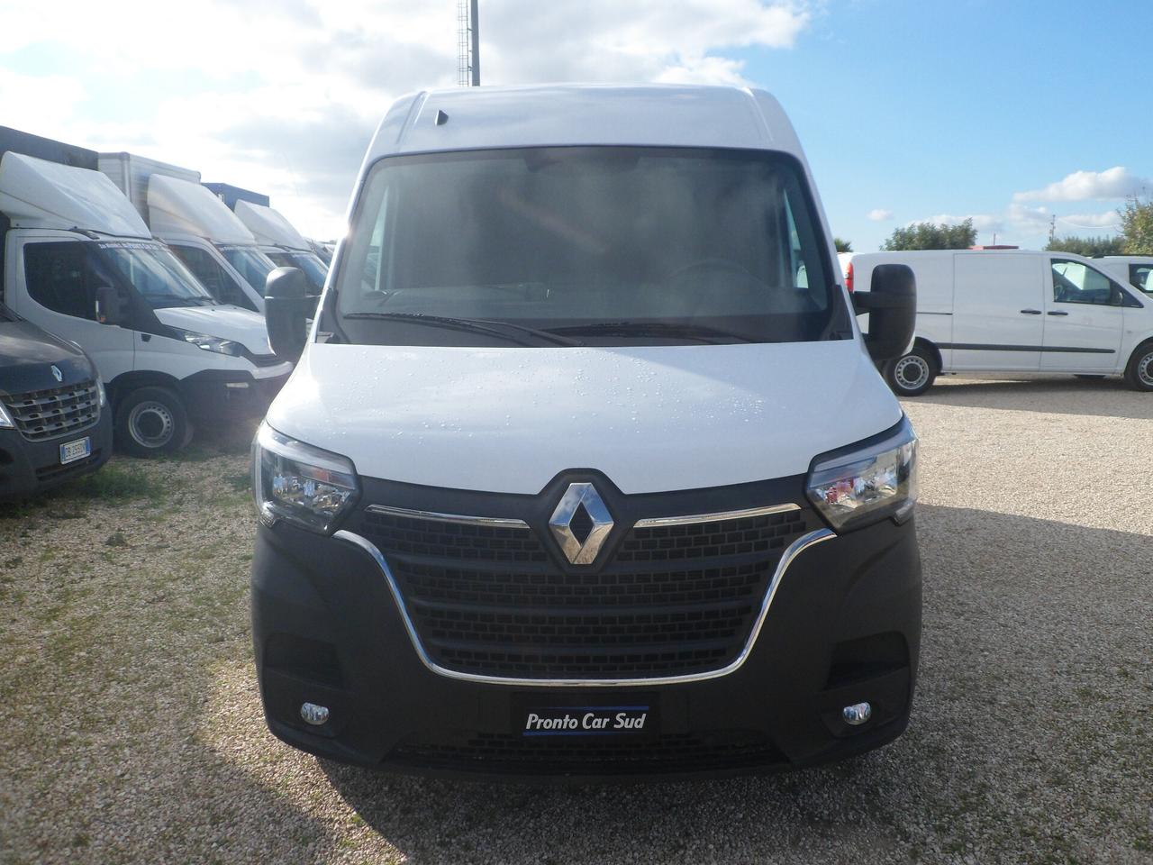 Renault Master furgone medio alto doppia porta