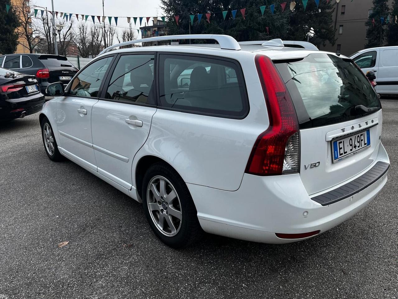 Volvo V60 D2 1.6 R-design - 2012