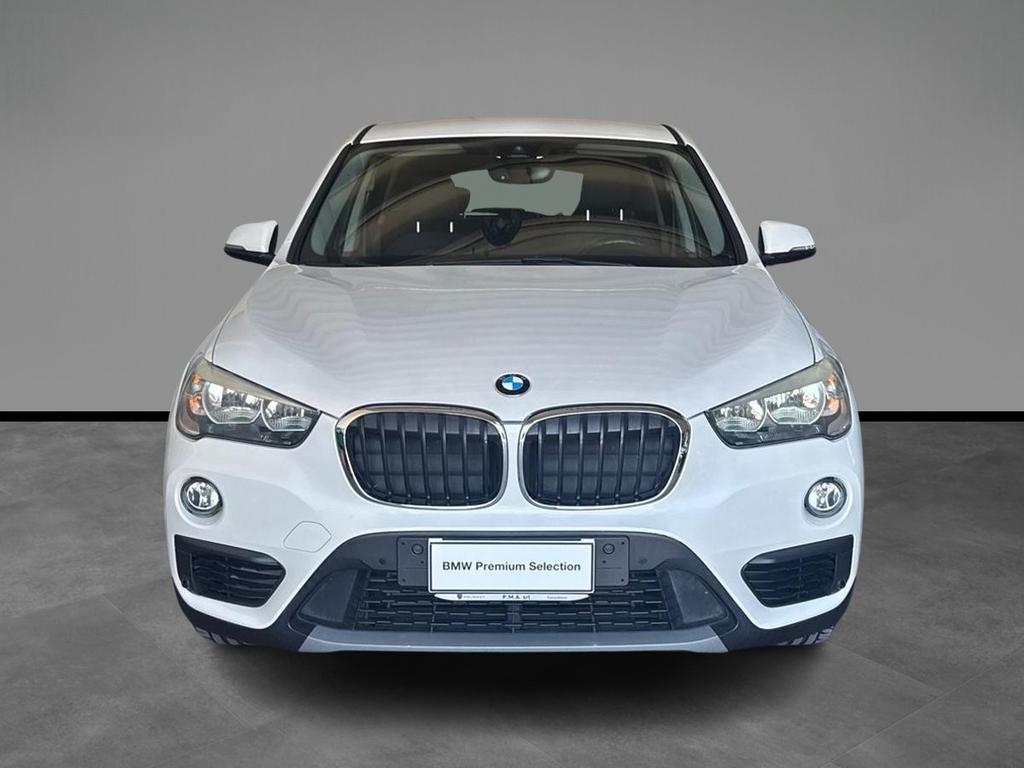 BMW X1 18 d Advantage xDrive