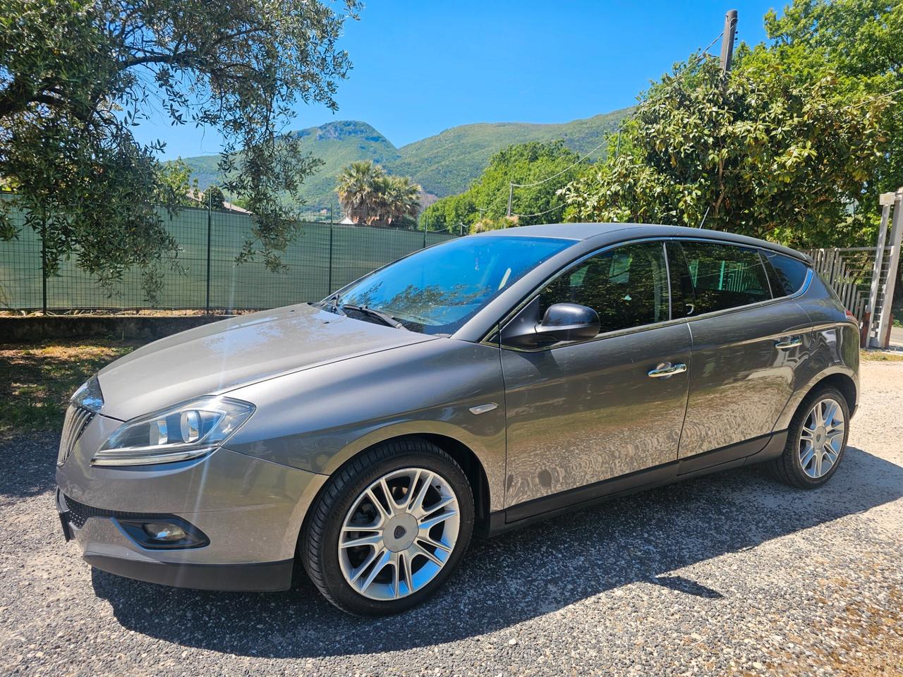 Lancia Delta 1.6 MJT CAMBIO MANUALE OTTIME CONDIZIONI