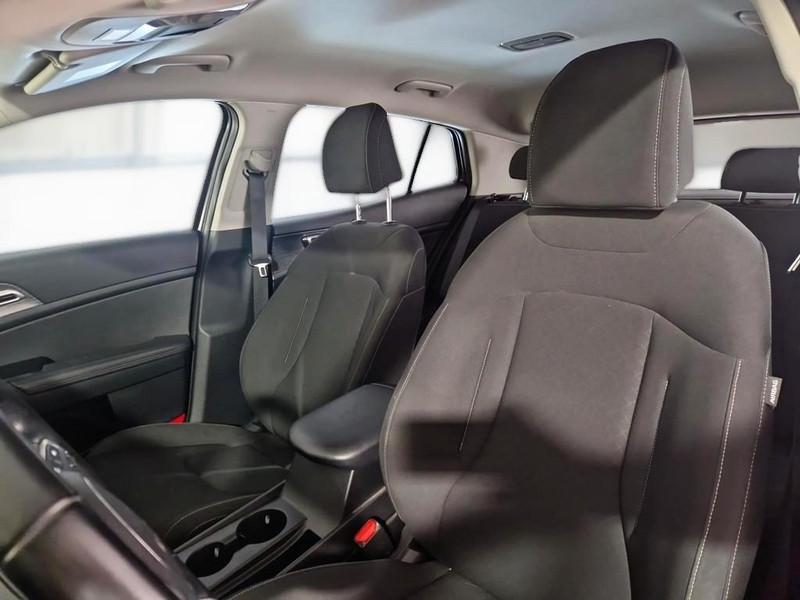 KIA SPORTAGE 1.6 CRDI MHEV BUSINESS 2WD