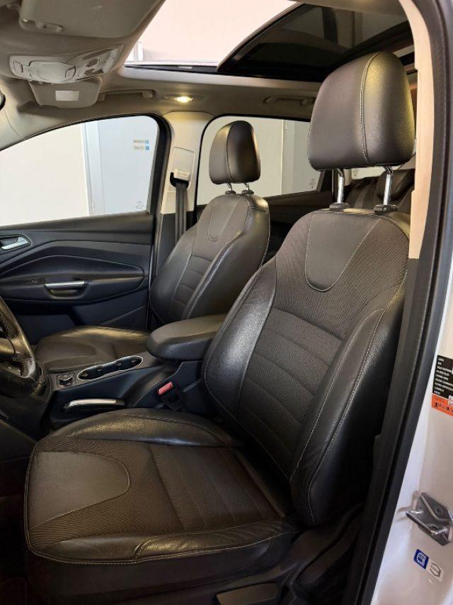 FORD Kuga 2.0 TDCI 180 CV S&S 4WD Powershift Titanium X