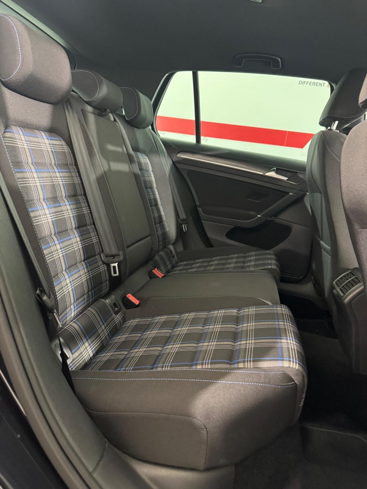 Volkswagen Golf GTI GTE DSG 5p. Plug-In-Hybrid