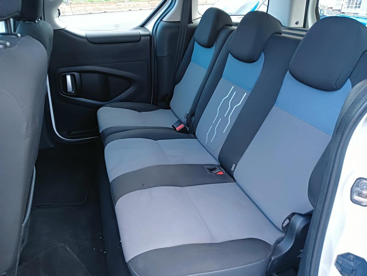 Peugeot Partner Tepee 1.6 HDi 115CV Active