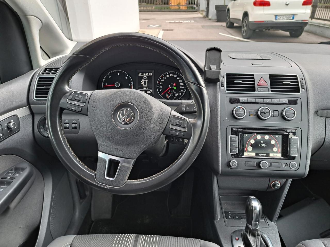 Volkswagen Touran 1.6 TDI DSG Comfortline