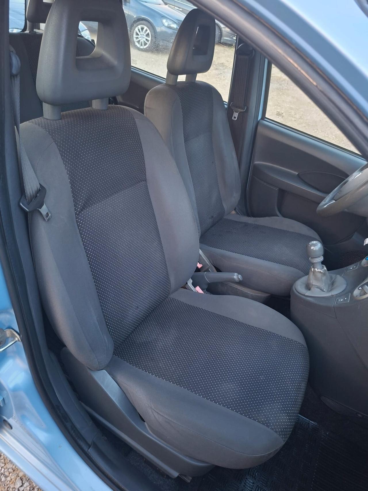 Fiat Panda 1.1 Active PREZZO INCLUSO PASSAGGIO DI PROPRIETÀ