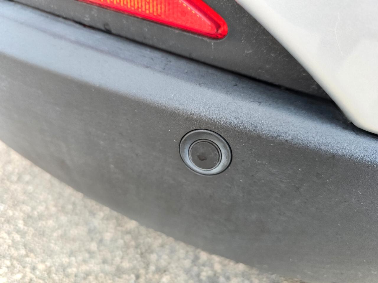 Lancia Delta 1.6 MJT 120cv doppio tetto aprib. Automat. 2009