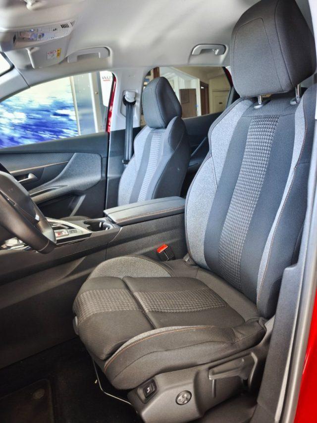 PEUGEOT 3008 BlueHDi 130 S&S EAT8 Allure Navi