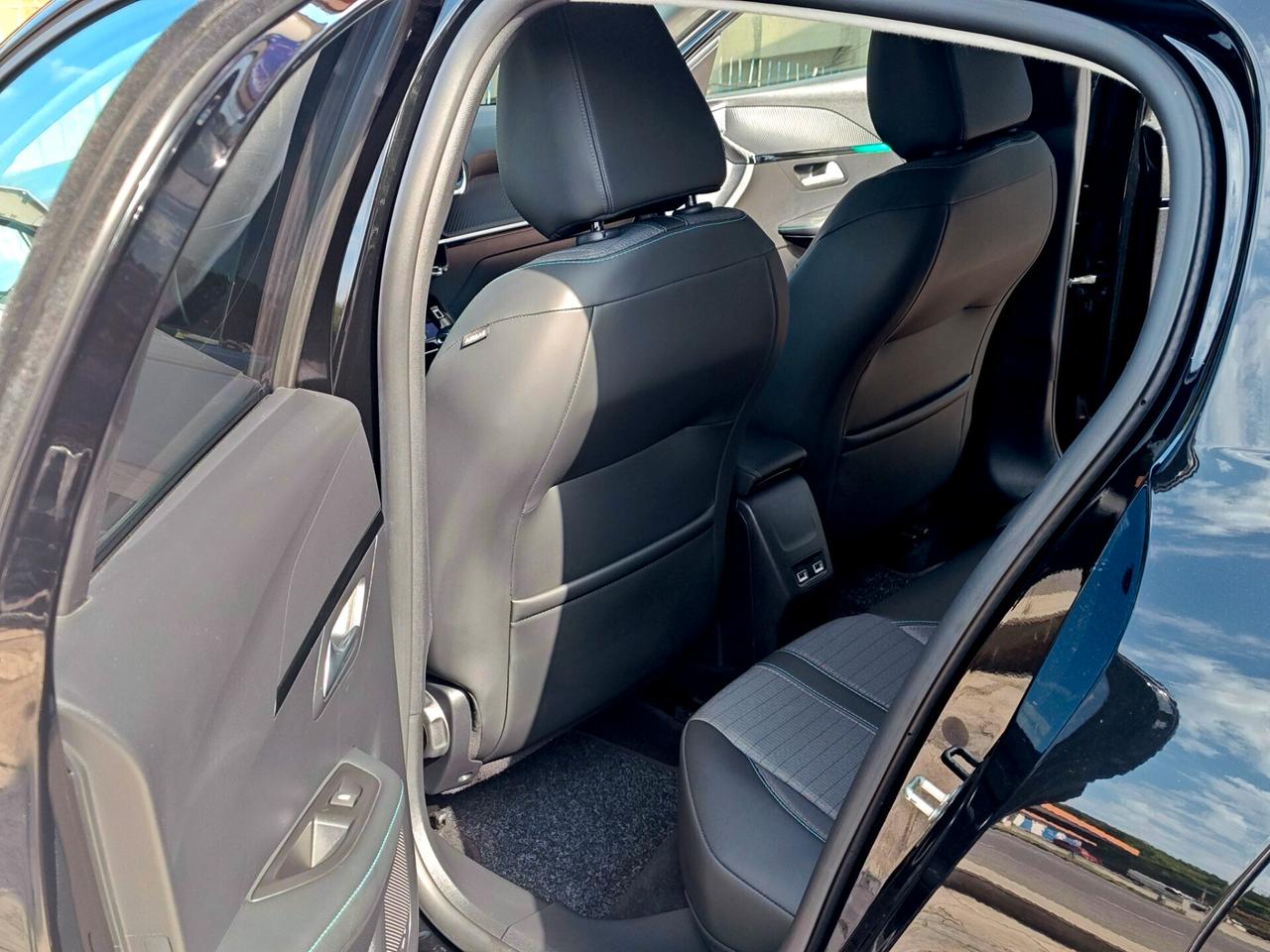 PEUGEOT 208 1.5 100 CV S&S 5P. ALLURE NAVI PACK, COCKPIT 3D