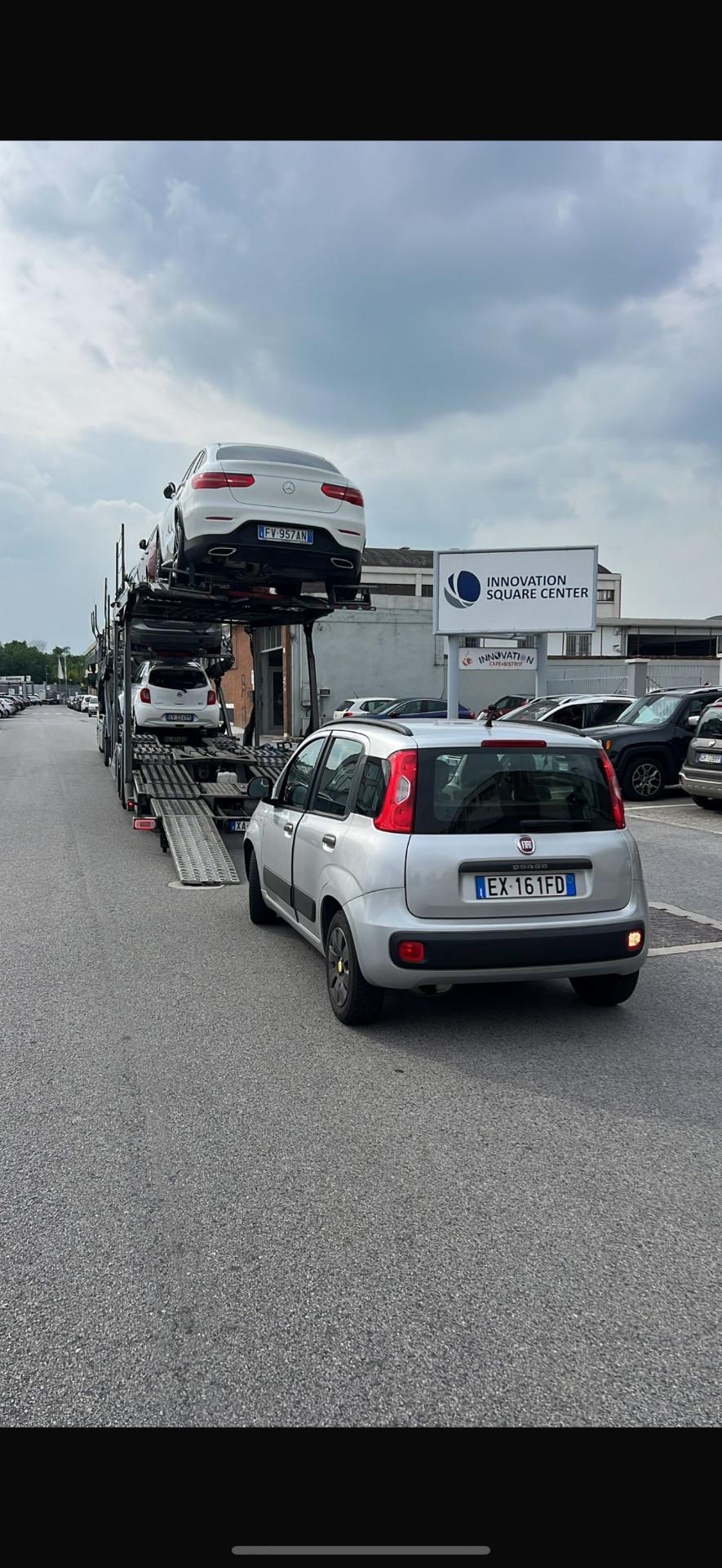 Noi ritiriamo la sua autovettura usata E.4 E.5