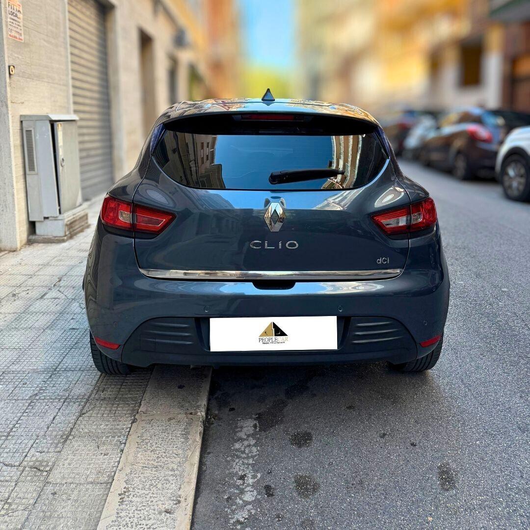 Renault Clio 2017 **NEOPATENTATI**