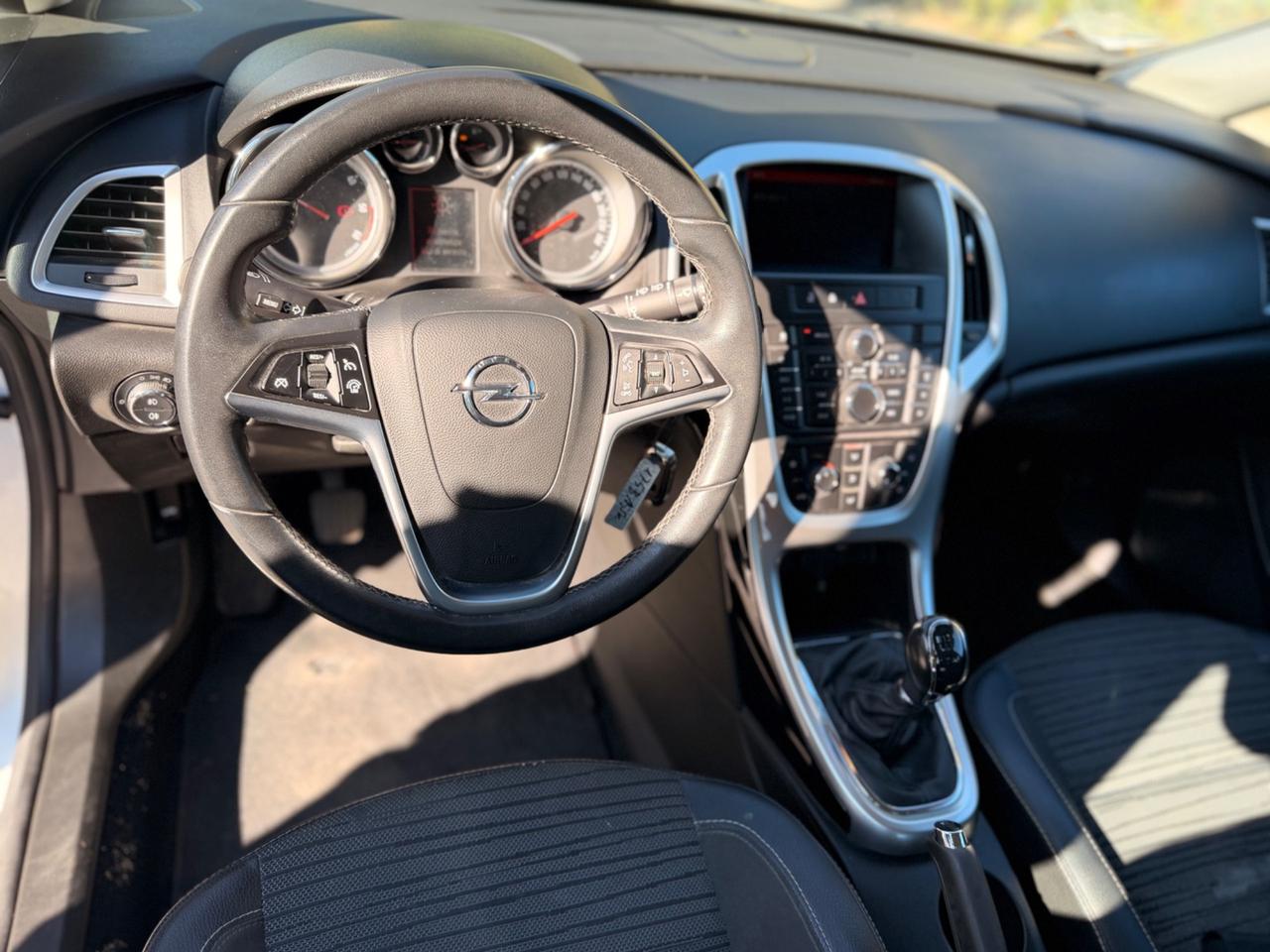 Opel Astra 1.6 CDTI euro6 Neopatentati €2850