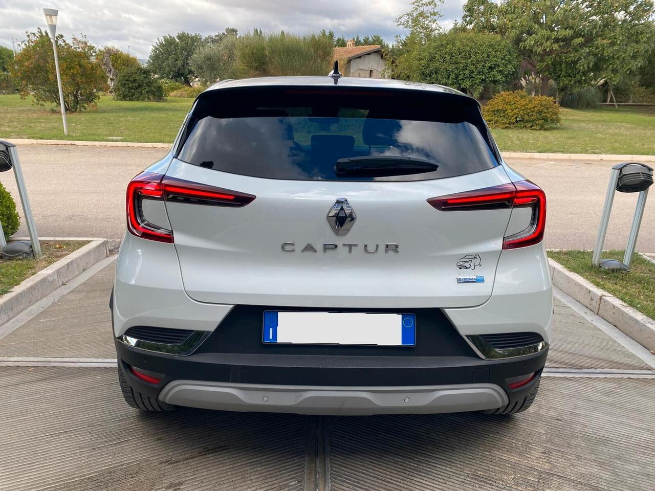 Renault Captur Plug-in Hybrid E-Tech 160 CV Intens AUTOCARRO N1