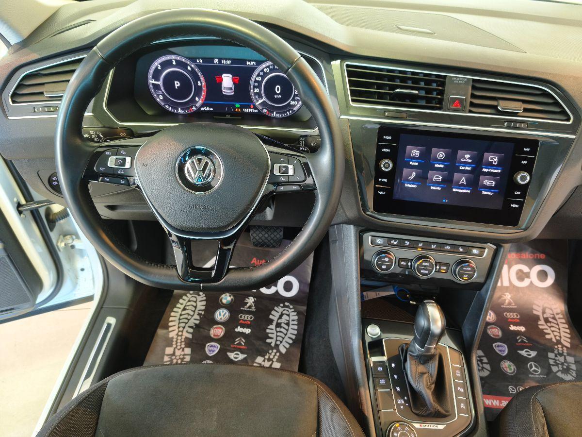 VOLKSWAGEN Tiguan R-LINE TETTO 190CV DSG 4MOTION
