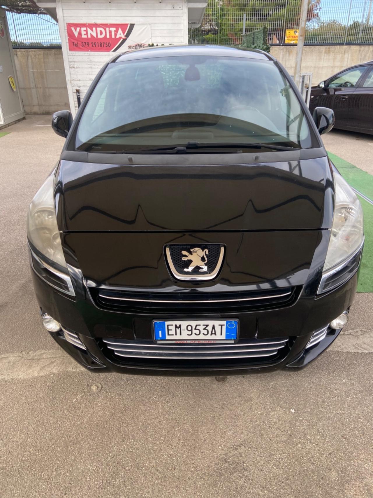 Peugeot 5008 1.6 HDi 115CV accessoriata