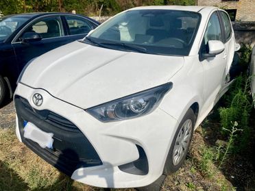 Toyota Yaris 1.5 Hybrid 5 porte Active Incidentata