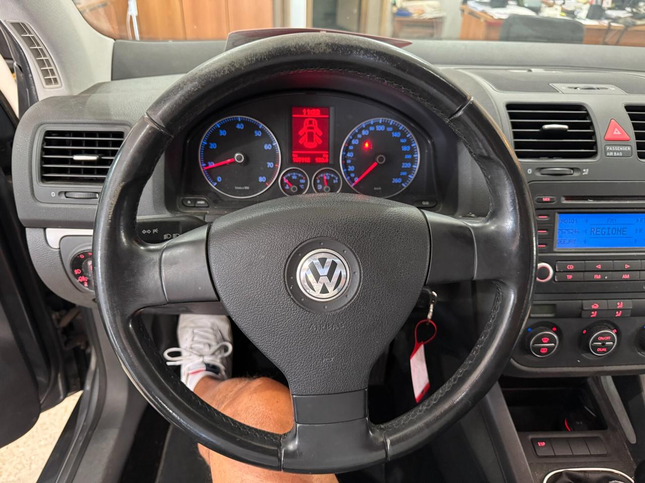 Volkswagen Golf 1.6 16V FSI 5p. Comfortline
