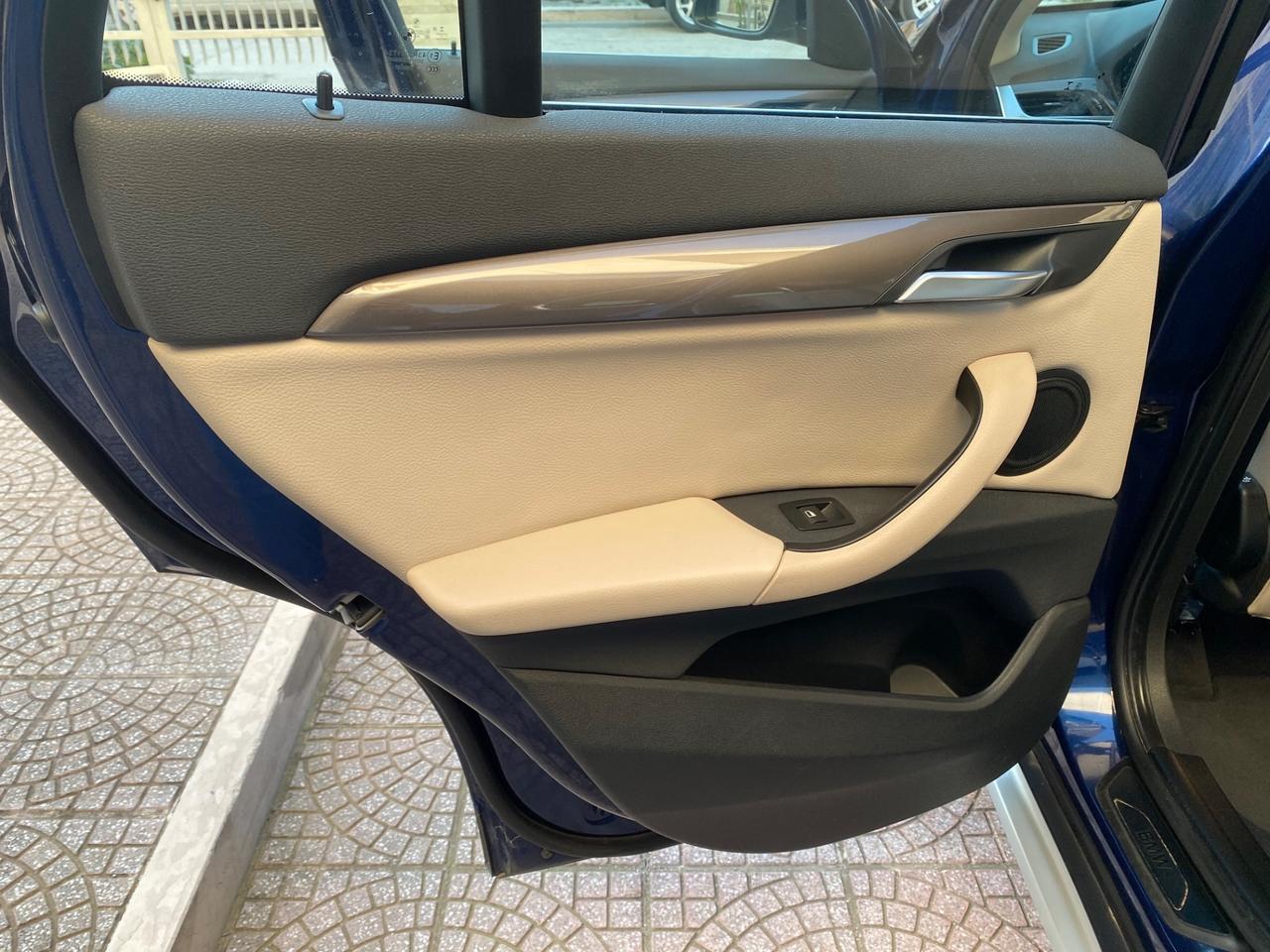 Bmw X1 sDrive18d xLine