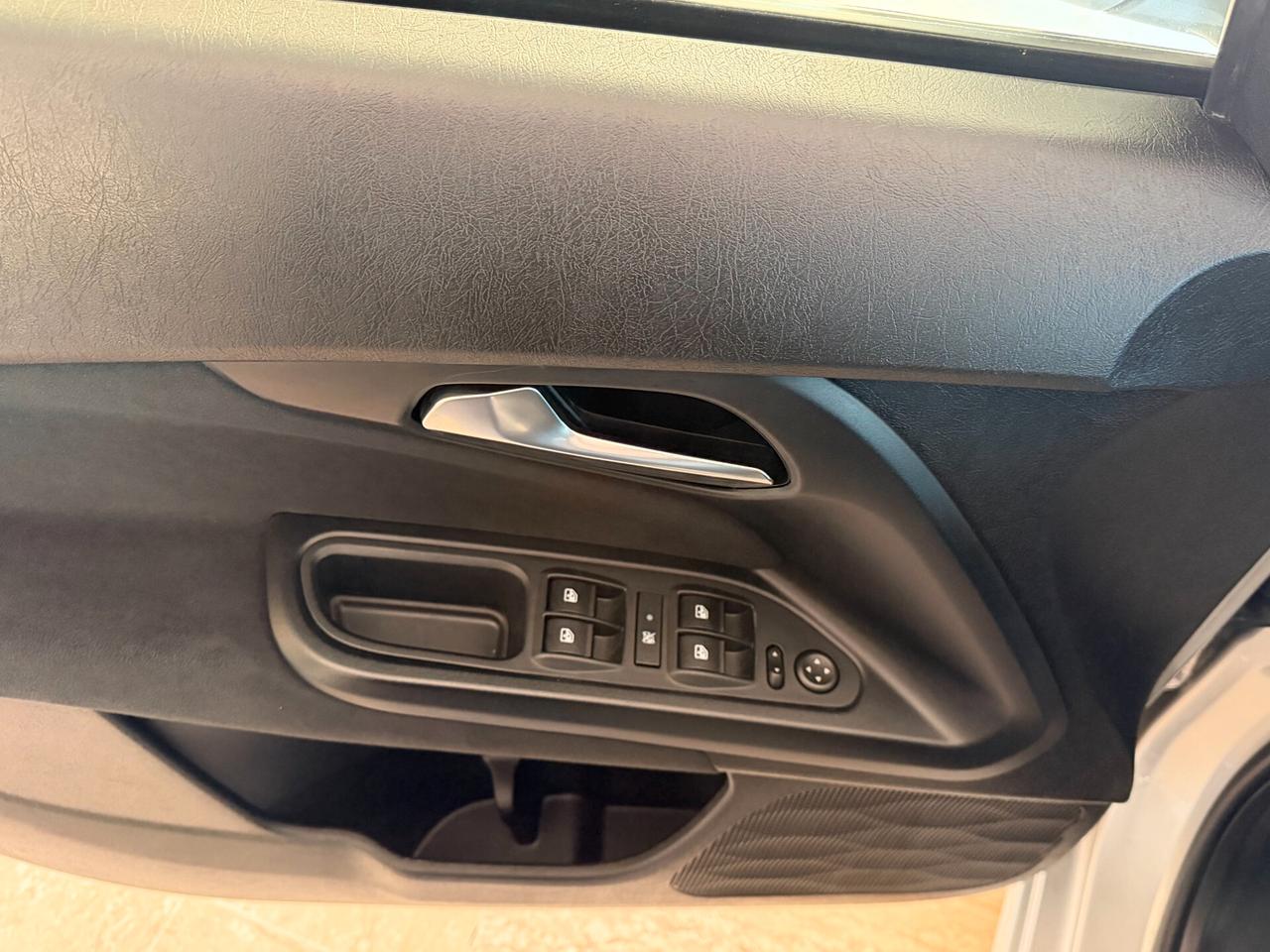 Fiat Tipo 1.6 M.JET 120 cv. 5 porte LOUNGE (Nav)