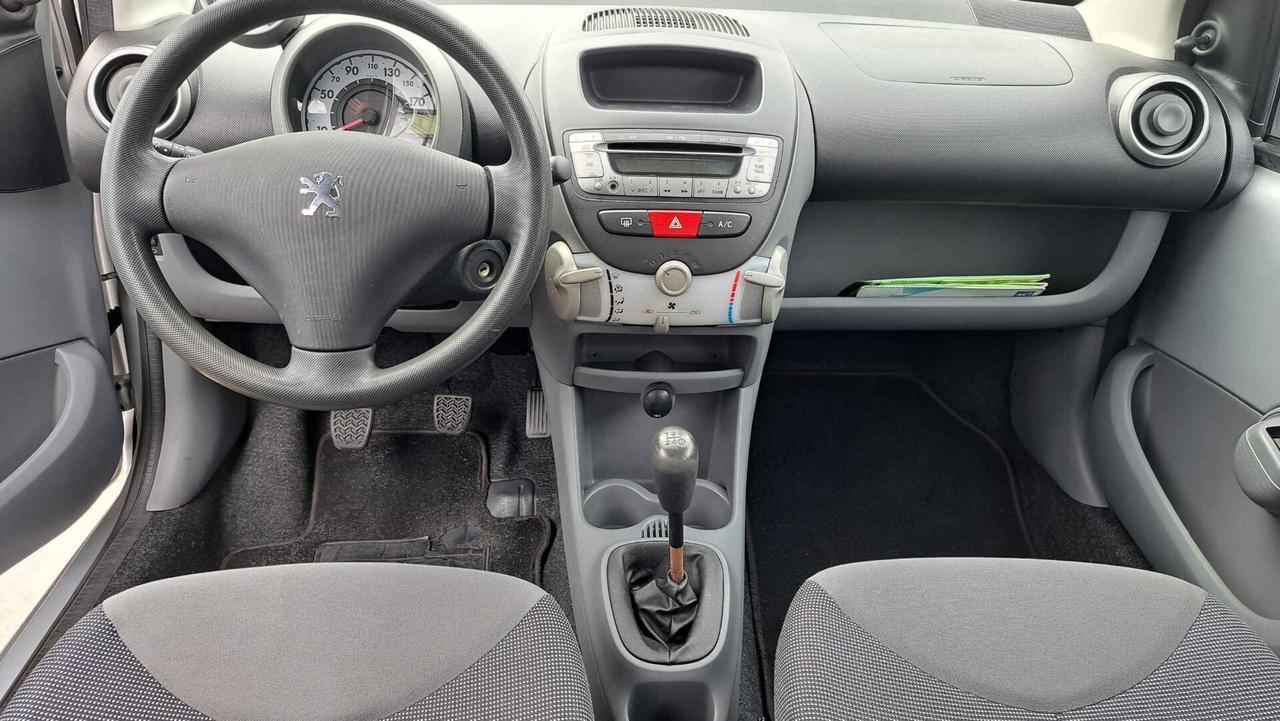 Peugeot 107 1.0 68CV 5p. Urban Move
