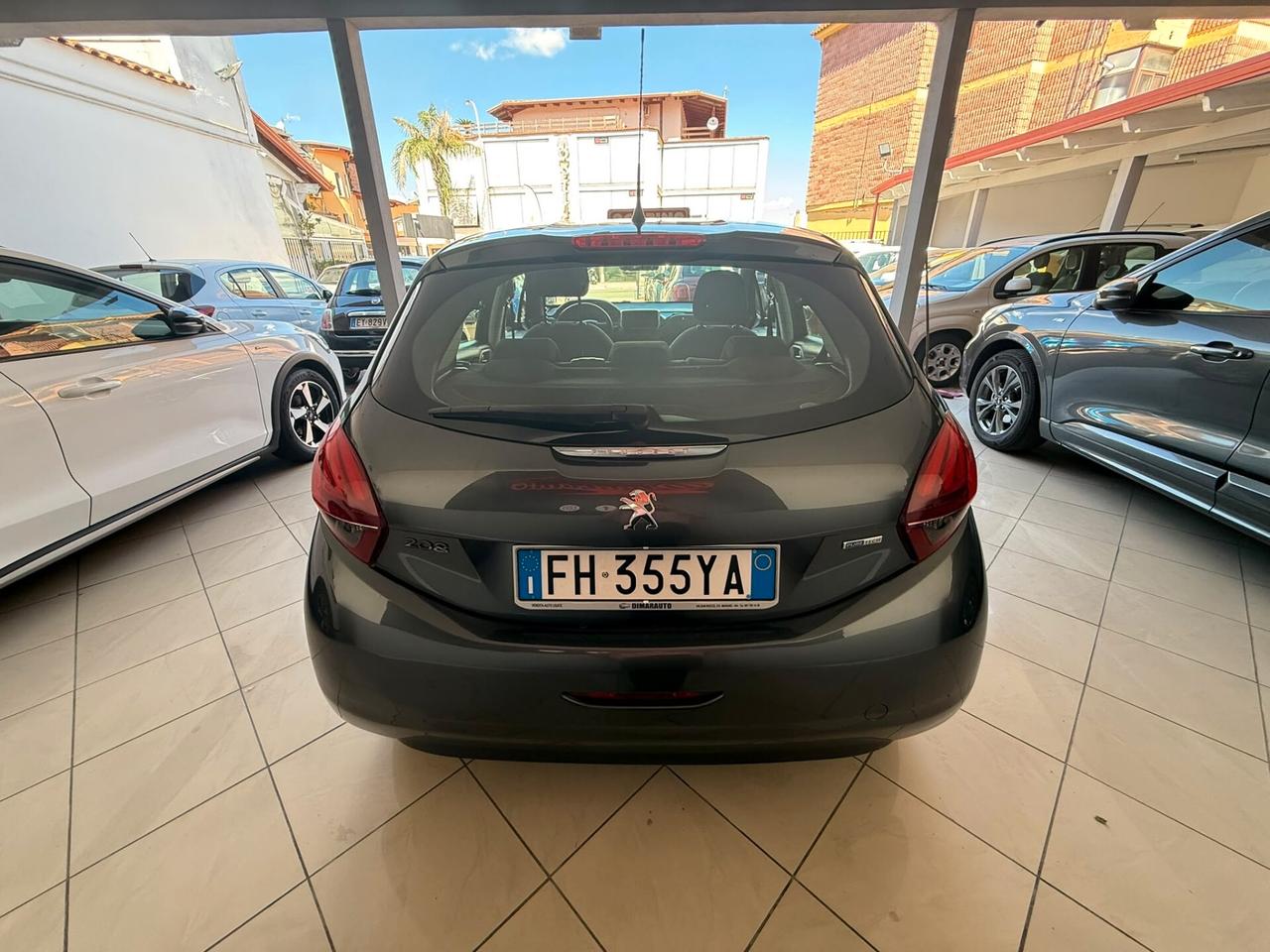 PEUGEOT 208 1.2 BENZINA 114.000 KM 2017