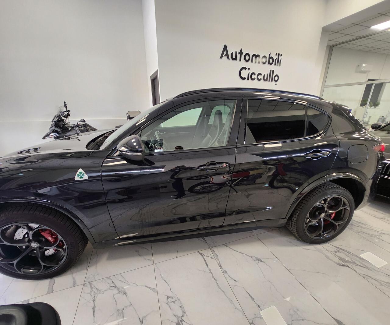Alfa Romeo Stelvio 2.9 Bi-Turbo V6 510 CV AT8 Quad