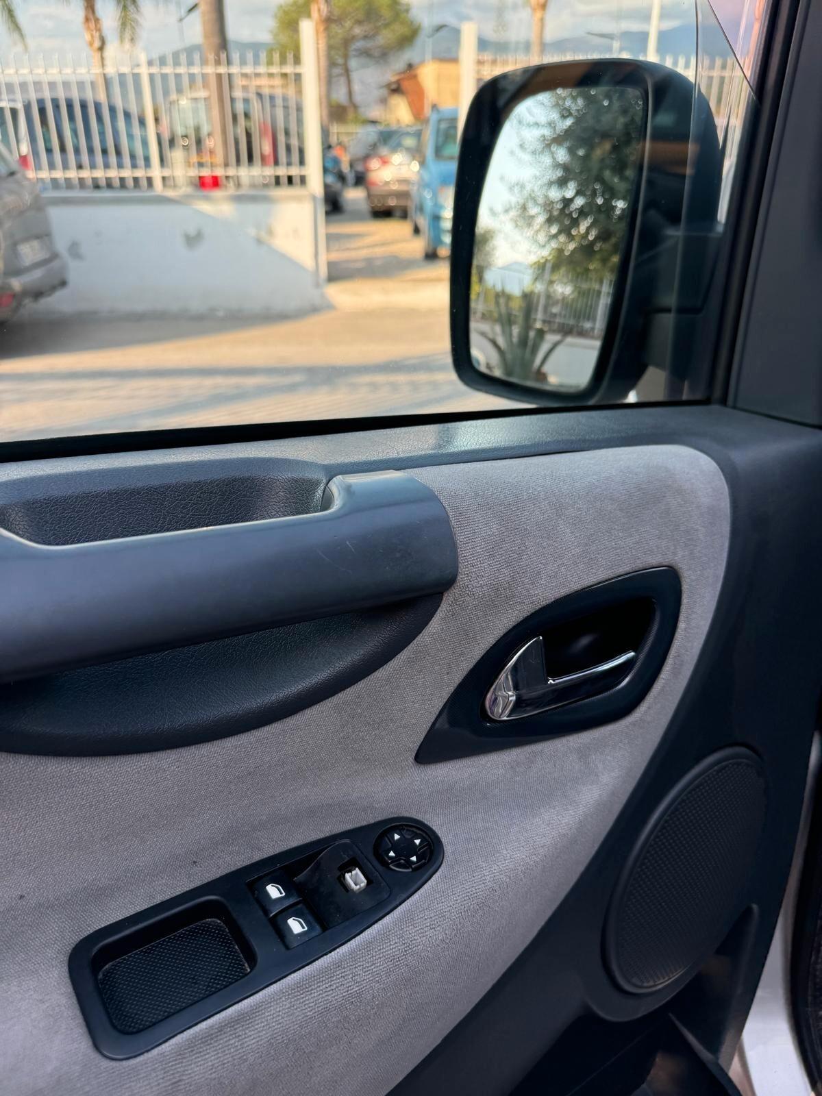 Fiat Scudo 2.0 MJT PL Combi 9 posti (M1)
