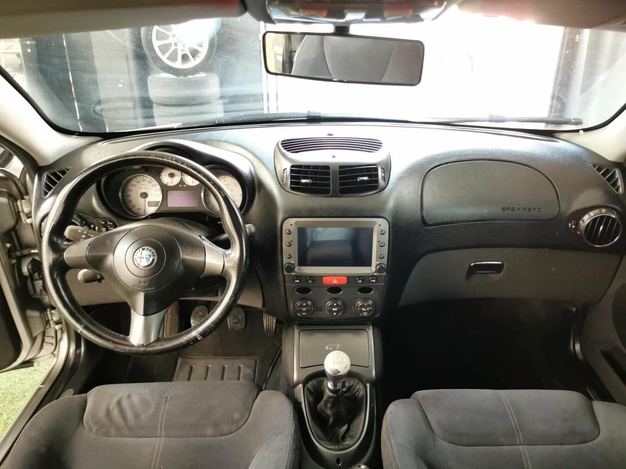 Alfa Romeo GT 1.9 JTDM 16V Collezione GARANZIA 12 MESI