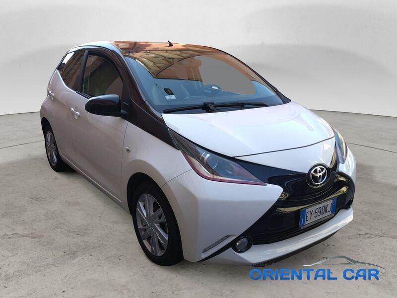 Toyota Aygo Aygo 5p 1.0 x-play AUTO BELLISSIMA CON SOLO 74.000 KM