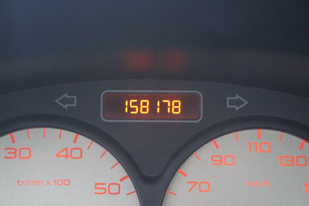 PEUGEOT - Ranch - HDi 5p. Lee