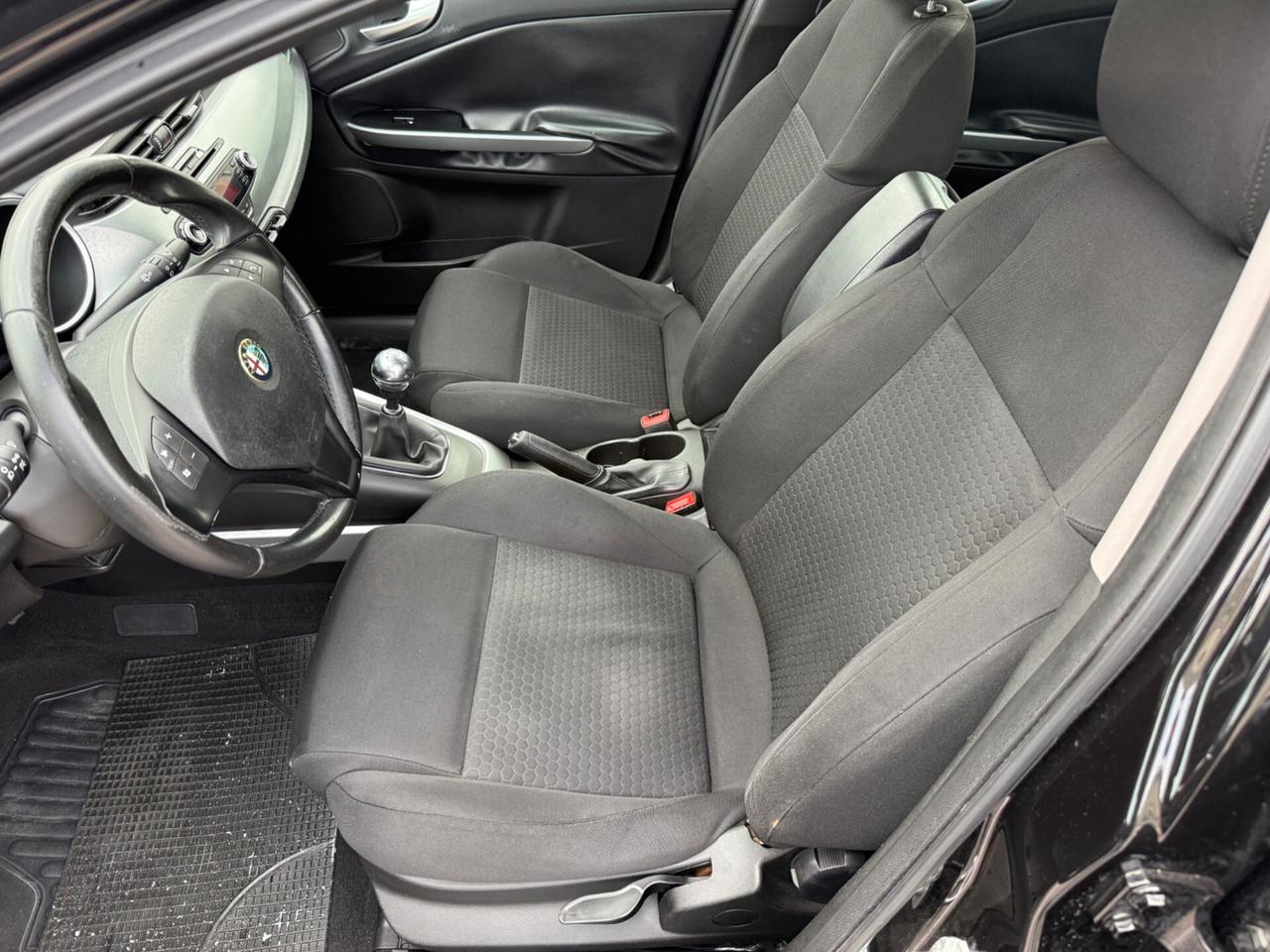 Alfa Romeo Giulietta 1.6 JTDm-2 105 CV Exclusive