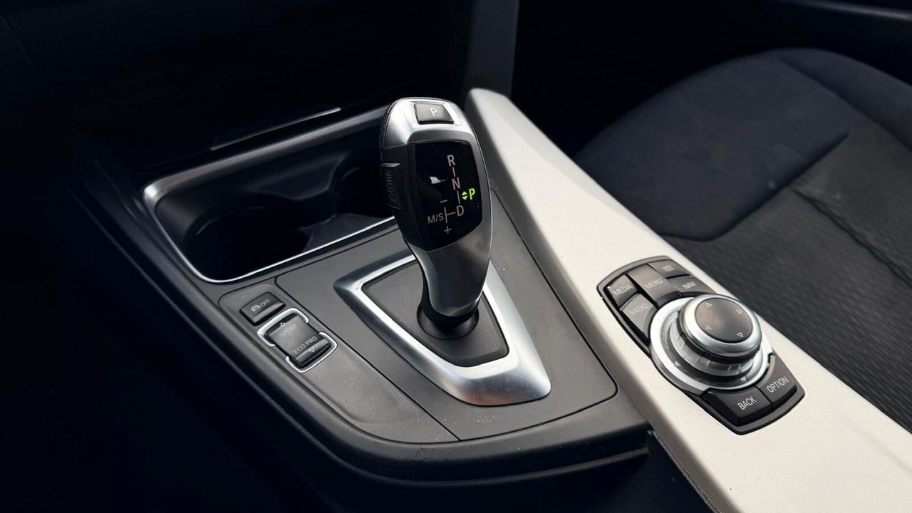 Bmw 318 318d Touring Neopatentati aut.