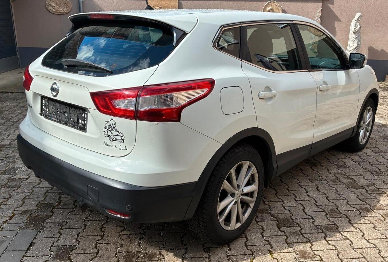 Nissan Qashqai 1.2 DIG-T Visia