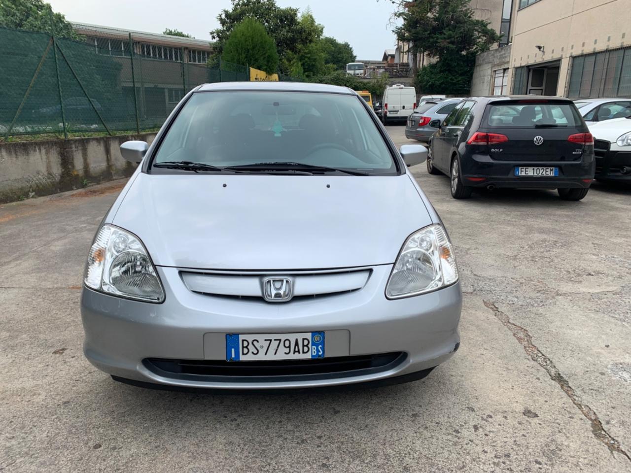 Honda Civic 1.6i 16V cat 5 porte ES