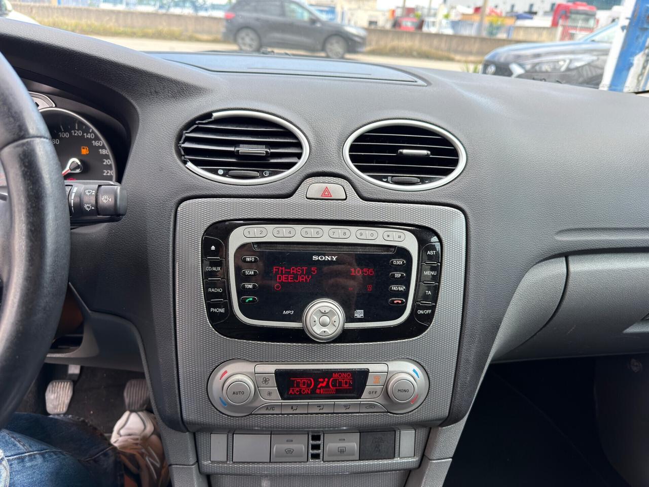 Ford Focus 1.6 TDCi Titanium.Pack Full