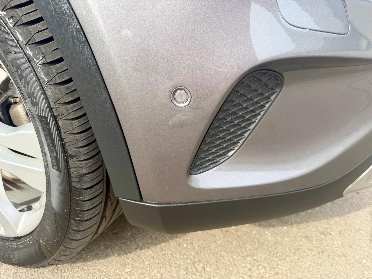 Mercedes GLA180d 197.000km 2016 euro6 neopatentati