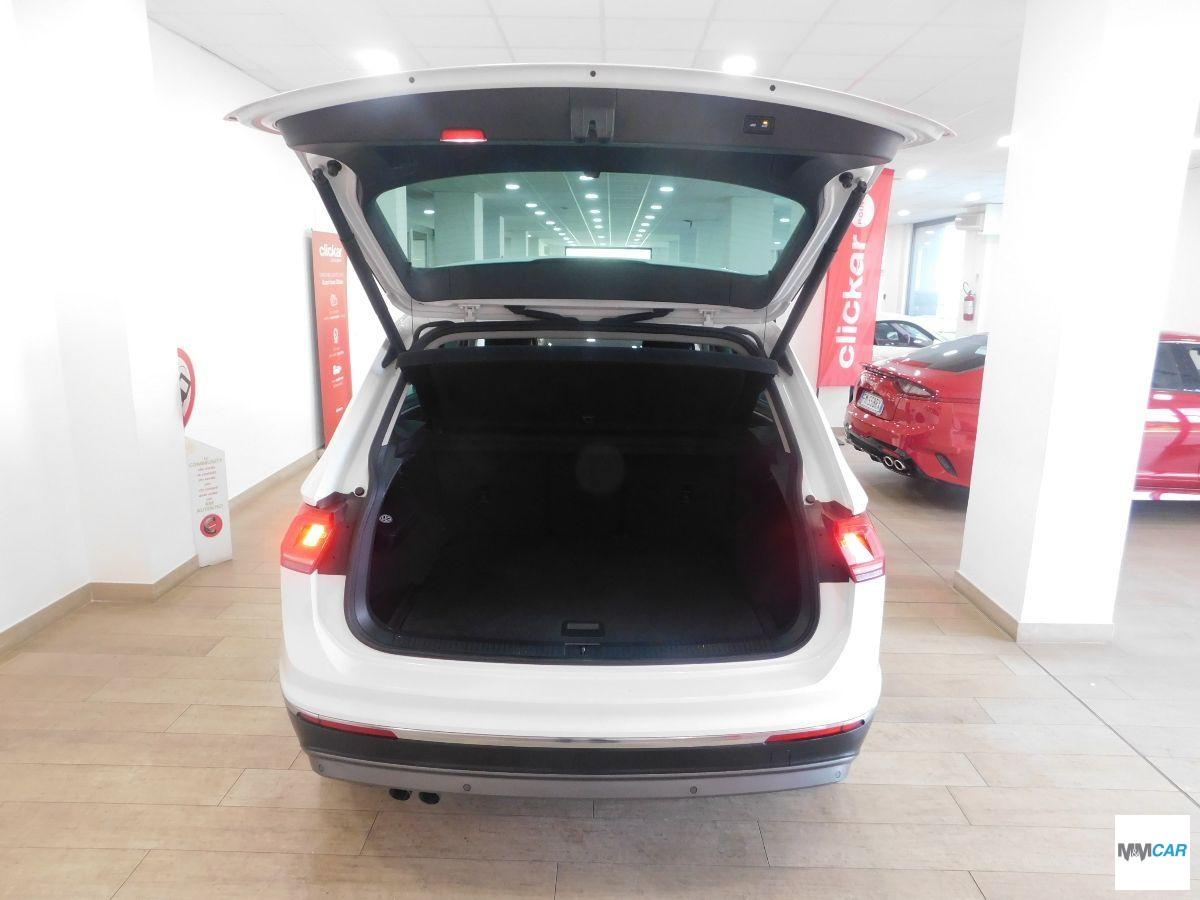 VOLKSWAGEN - Tiguan - 2.0 TDI DSG Advanced BMT