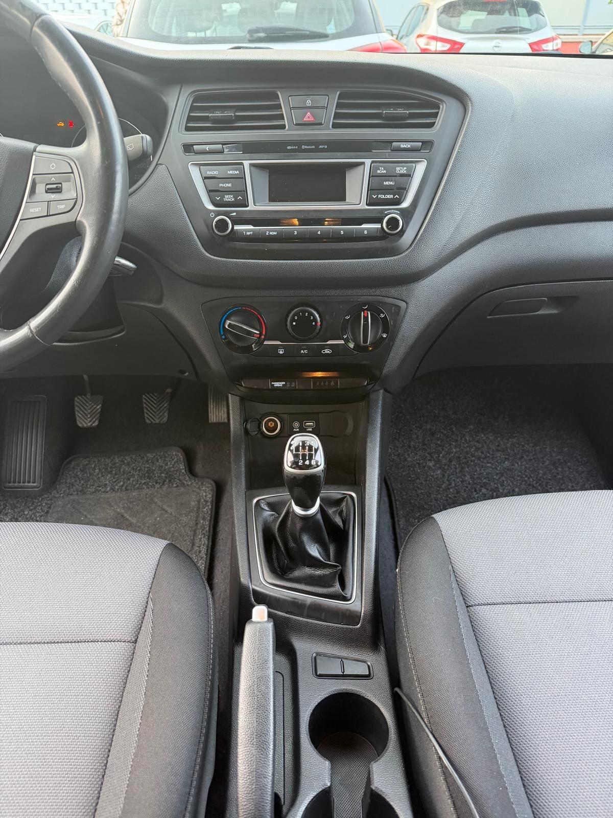 Hyundai i20 1.1 CRDi 12V 5 porte Classic