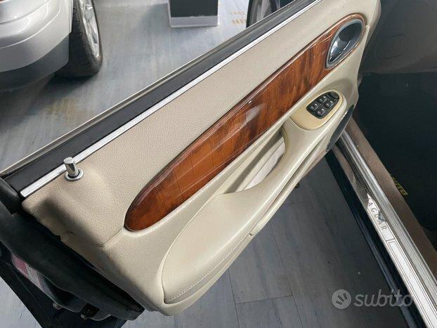 Jaguar XJ SOVEREIGN